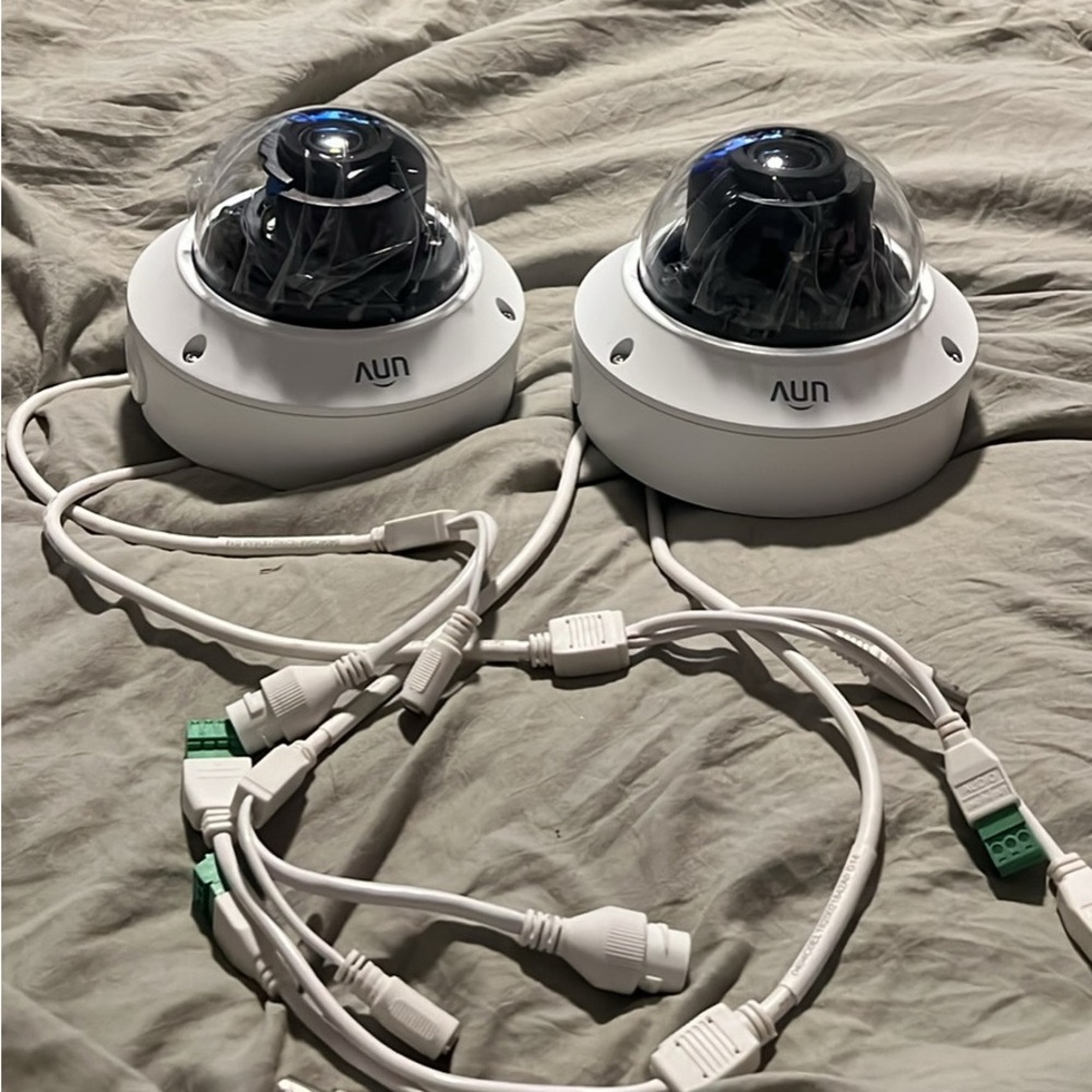 UNV 4 MP Fixed dome Network Camera brand new never used.